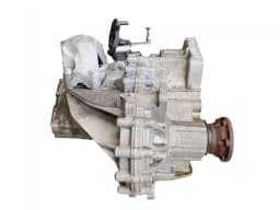 VW VW Golf VIII petrol manual gearbox UEW UFL 20 000km — thumbnail 2