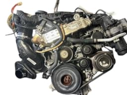 BMW N57D30A engine complete BMW 530d 190kw F10 — thumbnail 4