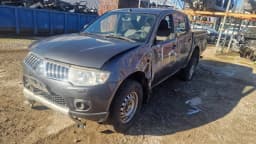 MITSUBISHI Mitsubishi L200 1000D253 4D56 2011-2015 / 2.5 DI-D 4WD (KB4T) 100kw engine — thumbnail 5
