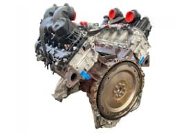 LAND ROVER 448DT engine LR035101 Land Rover (L494) 4.4d 250kw — thumbnail 1