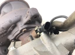 VOLVO 36050834 Turbocharger 36050833 Volvo V70 III 2.0d twin Turbo 133kw — thumbnail 4