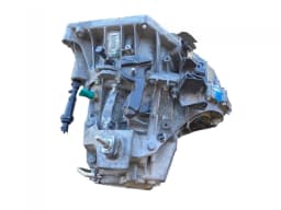 NISSAN Nissan Qashqai 1.3 Petrol/hybrid 103kw manual gearbox 32010-03Q0J — thumbnail 3