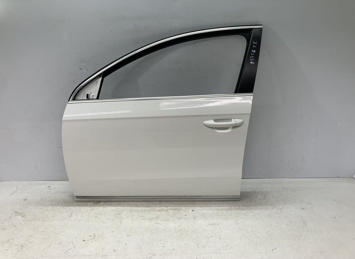 VW 3AA831055 Door Front Left VW PASSAT B7 / ALLTRACK (2010-2015)