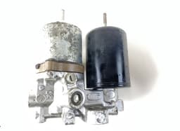 LEXUS 4707012020 Brake Pressure Regulator LEXUS CT (2010-2022) — thumbnail 2