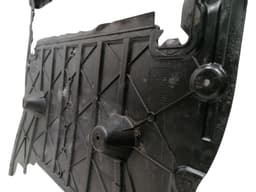 BMW BMW 5 Series F90 G30 M5 UNDERTRAY 51 75 8060091 — thumbnail 4