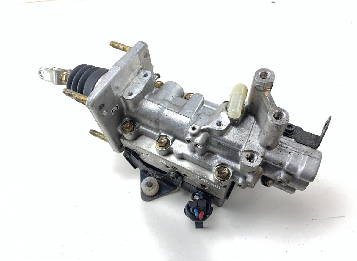 LEXUS 4705024070 ABS hydraulic unit / pump LEXUS SC (Z30, Z40) (2001-2010)