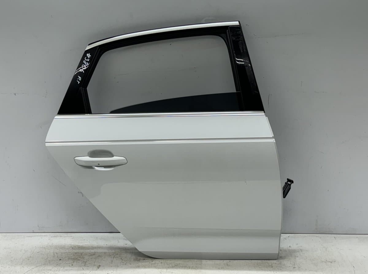 AUDI 8W5833052A Door Rear Right AUDI A4 (8W, B9) (2015-)