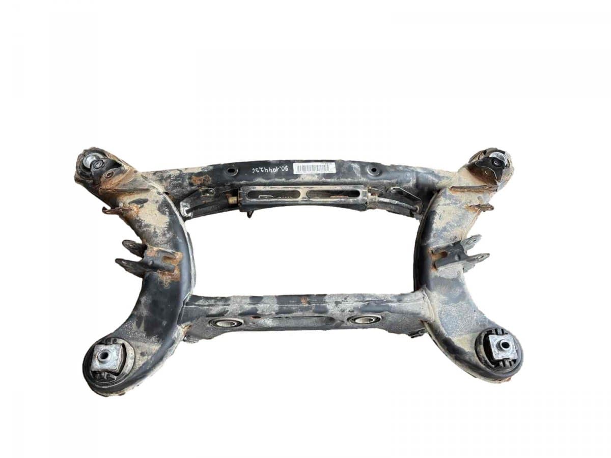 MERCEDES-BENZ A2043509013 Rear axle Beam MERCEDES-BENZ C-CLASS (W204) (2007-2013)