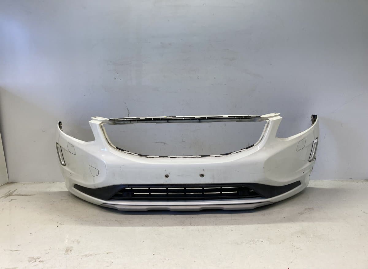 VOLVO 39821547 Front Bumper VOLVO XC60 I (2008-2017)