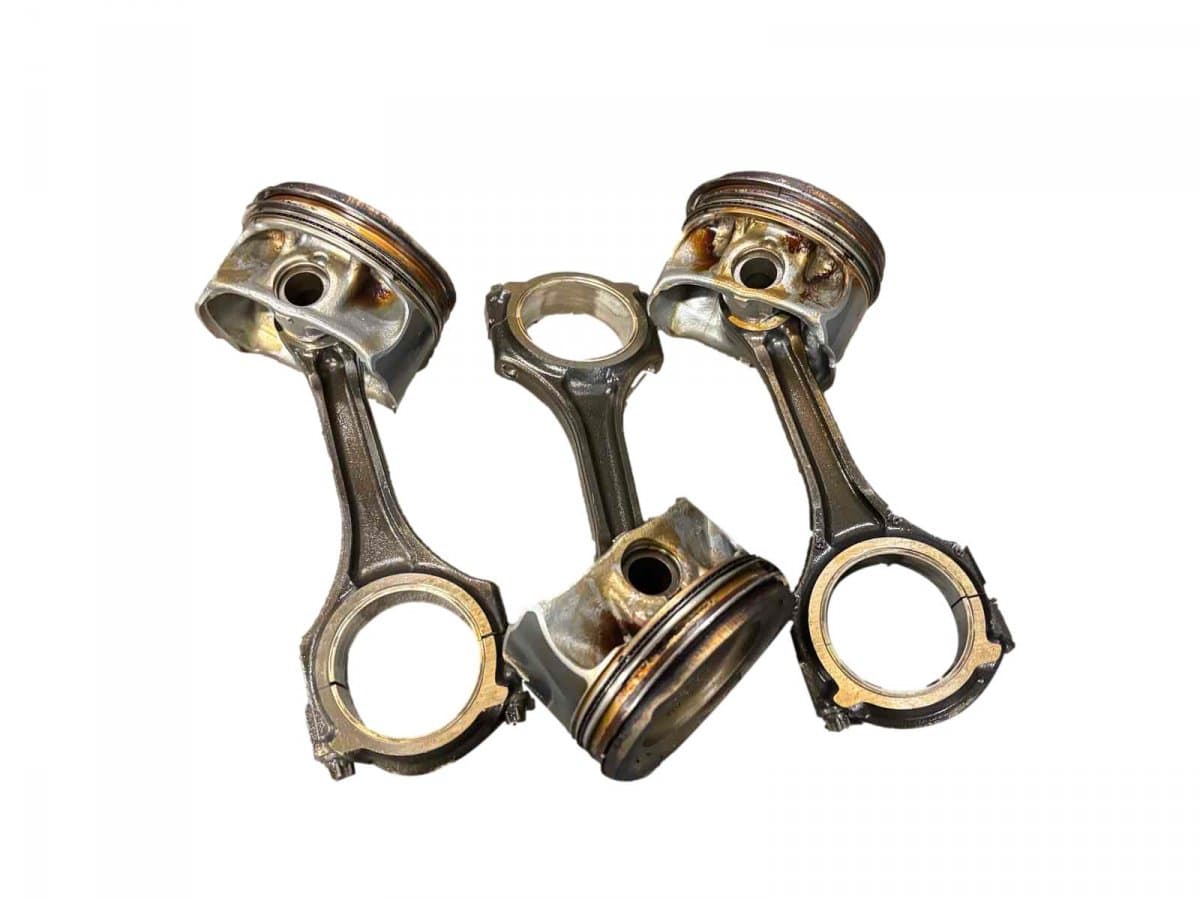 A2740303400 A2740302417 Piston Kit MERCEDES-BENZ C-CLASS (W205) (2013-2021)