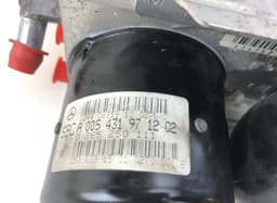 MERCEDES-BENZ 0265250010 0265960012 0130108093 0265960035 0265960028 0265250095 0265960044 0265960057 ABS hydraulic unit / pump MERCEDES-BENZ SL-CLASS (R230) (2001-2012) — thumbnail 4