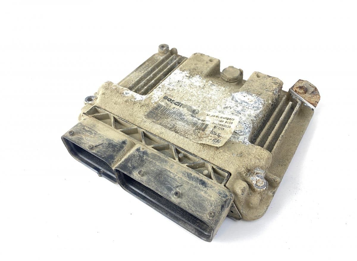 SAAB 0281017717 Engine Control Unit / module (ECU) SAAB 9-3 (YS3F) (2002-2012)
