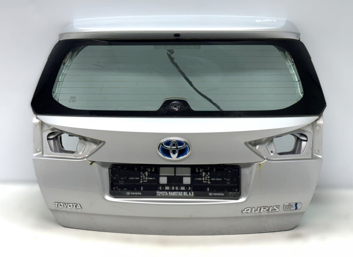 TOYOTA 6700502260 Bootlid / tailgate TOYOTA AURIS (E18) 2012-2018