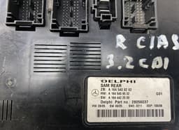 MERCEDES-BENZ 28073722 28041416 28064101 Fuse box MERCEDES-BENZ R-CLASS (W251) (2006-2013) — thumbnail 3