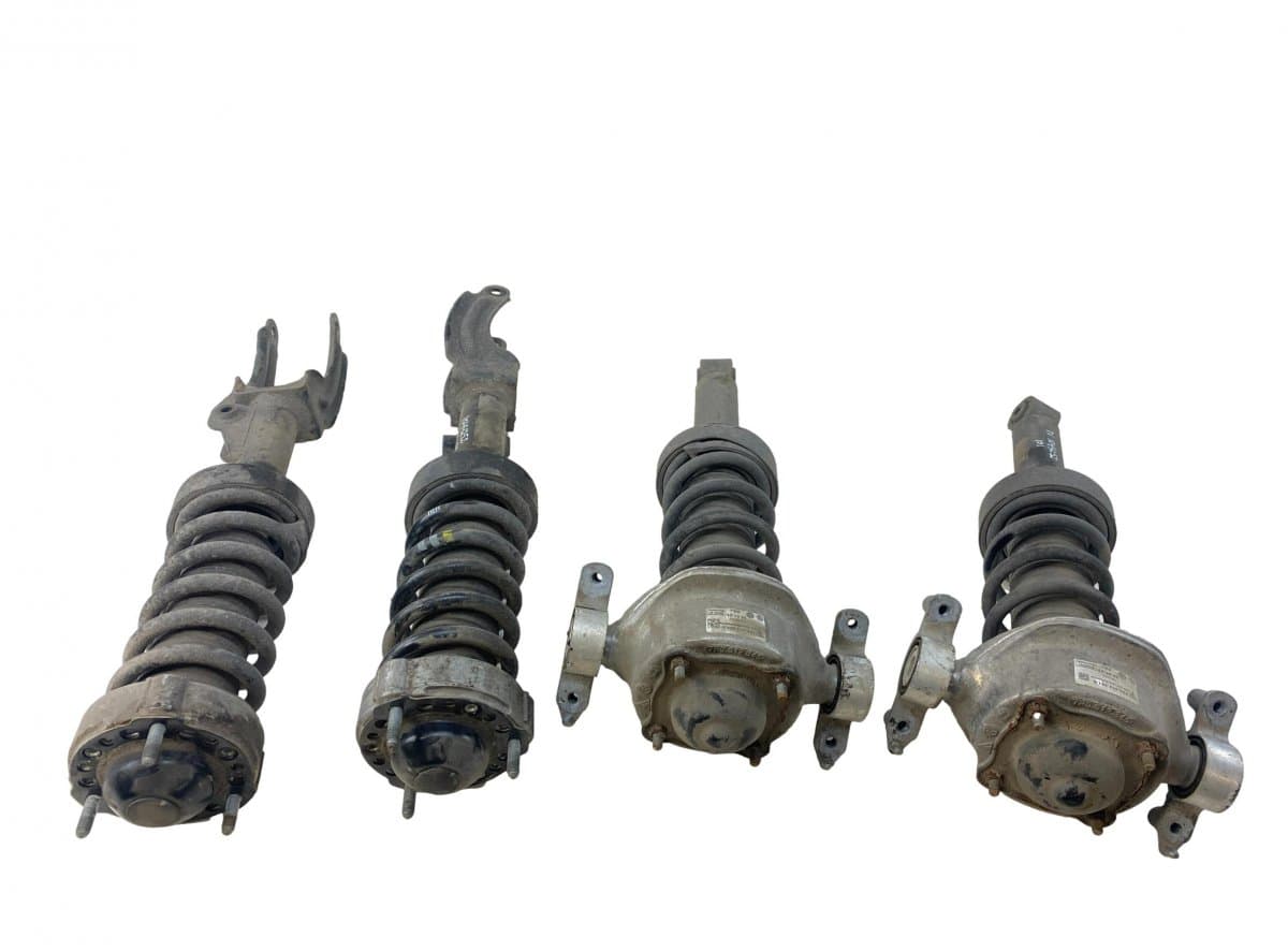 VW 7P6413031AJ 7P6413032AJ 7P6513029BA Suspension leg set, front VW TOUAREG II (7P) (2010-2018)