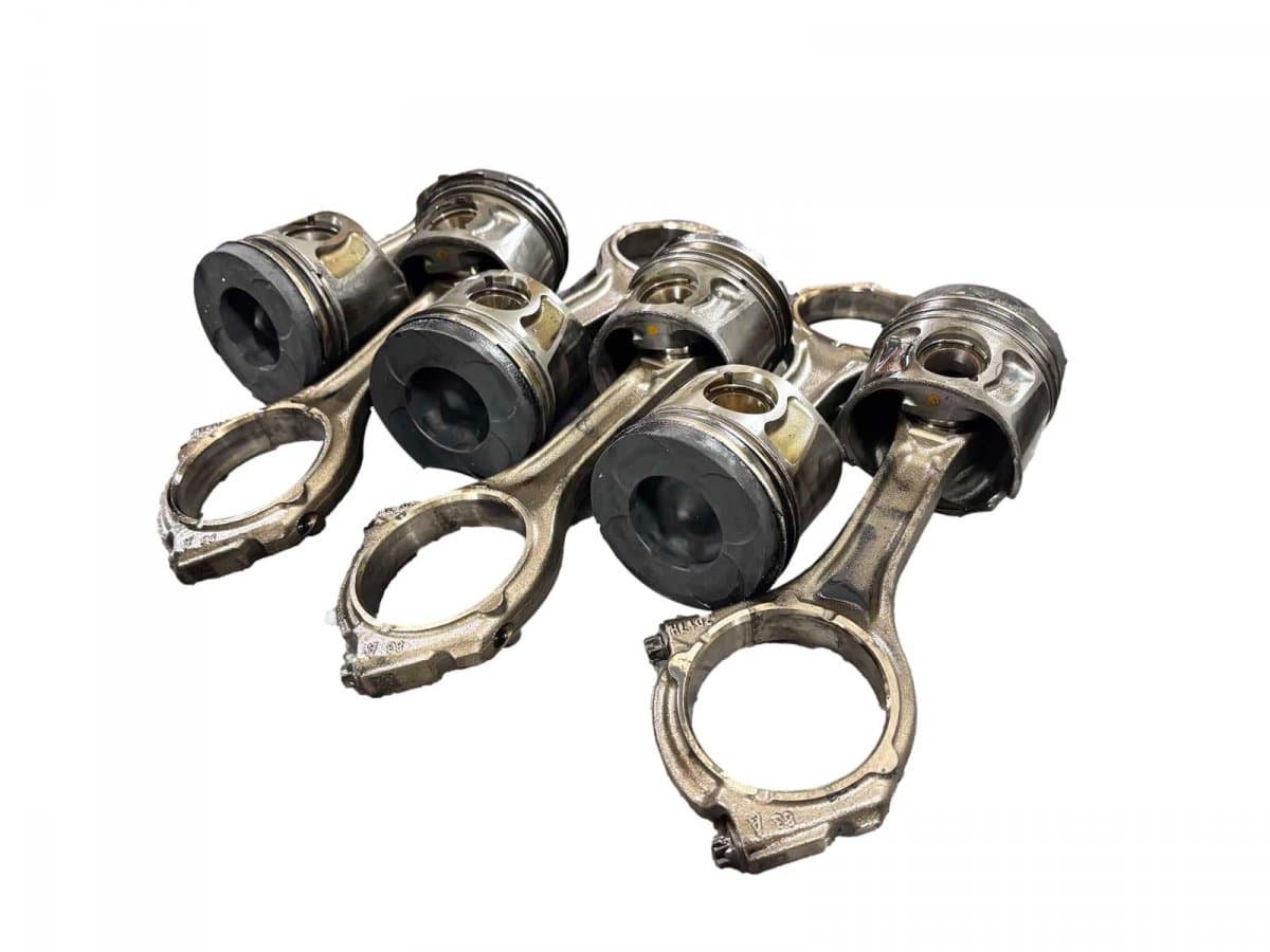 68147233AA 68147228AA Piston Kit JEEP GRAND CHEROKEE IV (WK, WK2) (2010-2021)