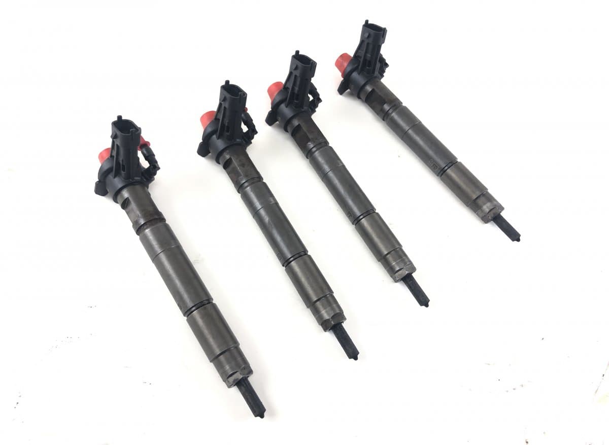 0445115067 0986435402 15062058F 15062050F Fuel injector set CHRYSLER VOYAGER V (RT) (2007-2016)