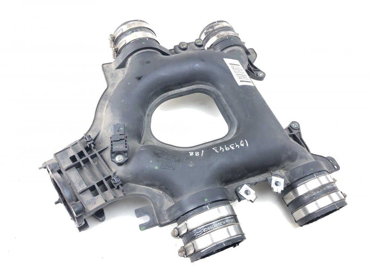 LR092851 Turbocharger air inlet Pipe LAND ROVER RANGE ROVER SPORT II (L494) (2013-2022)