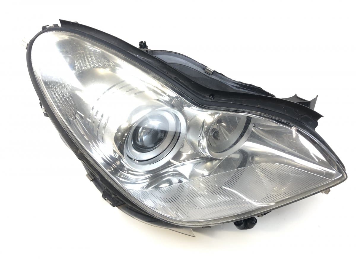 MERCEDES-BENZ A2198203261 Headlight right MERCEDES-BENZ CLS (C219) (2004-2010)