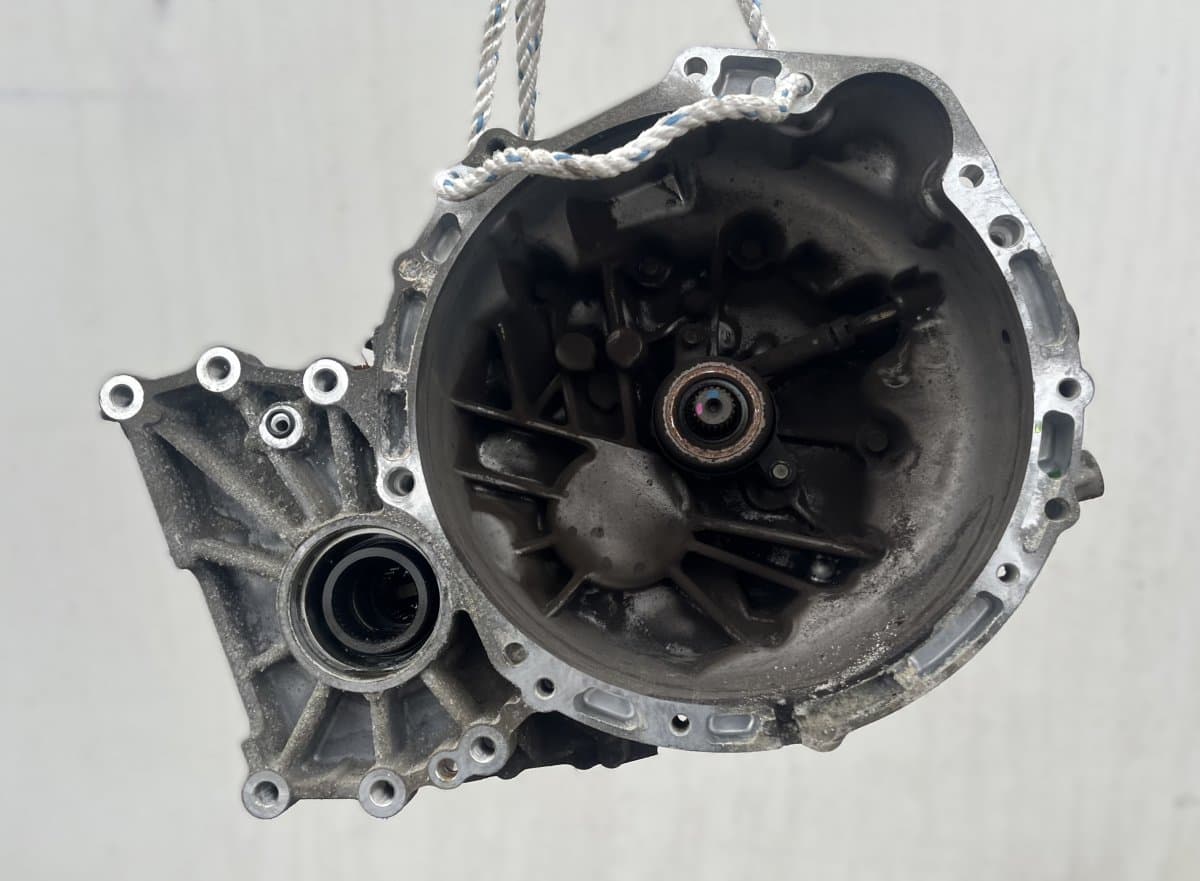 MITSUBISHI 2500A213 Gearbox MITSUBISHI OUTLANDER II (CW, ZG, ZH) (2006-2012)