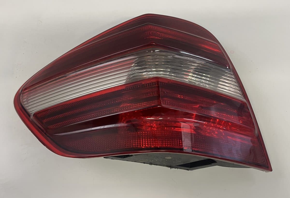 MERCEDES-BENZ A1648202764 Tail light left MERCEDES-BENZ ML-CLASS (W164) (2005-2011)