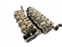 MERCEDES-BENZ A1130105720 A1130105620 Cylinder Head MERCEDES-BENZ CLS (C219) (2004-2010) — thumbnail 2
