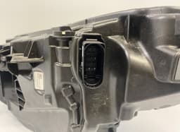 VOLVO 31655529 Headlight right VOLVO XC40 / EX40 / EC40 (536, 539) (2017-) — thumbnail 3
