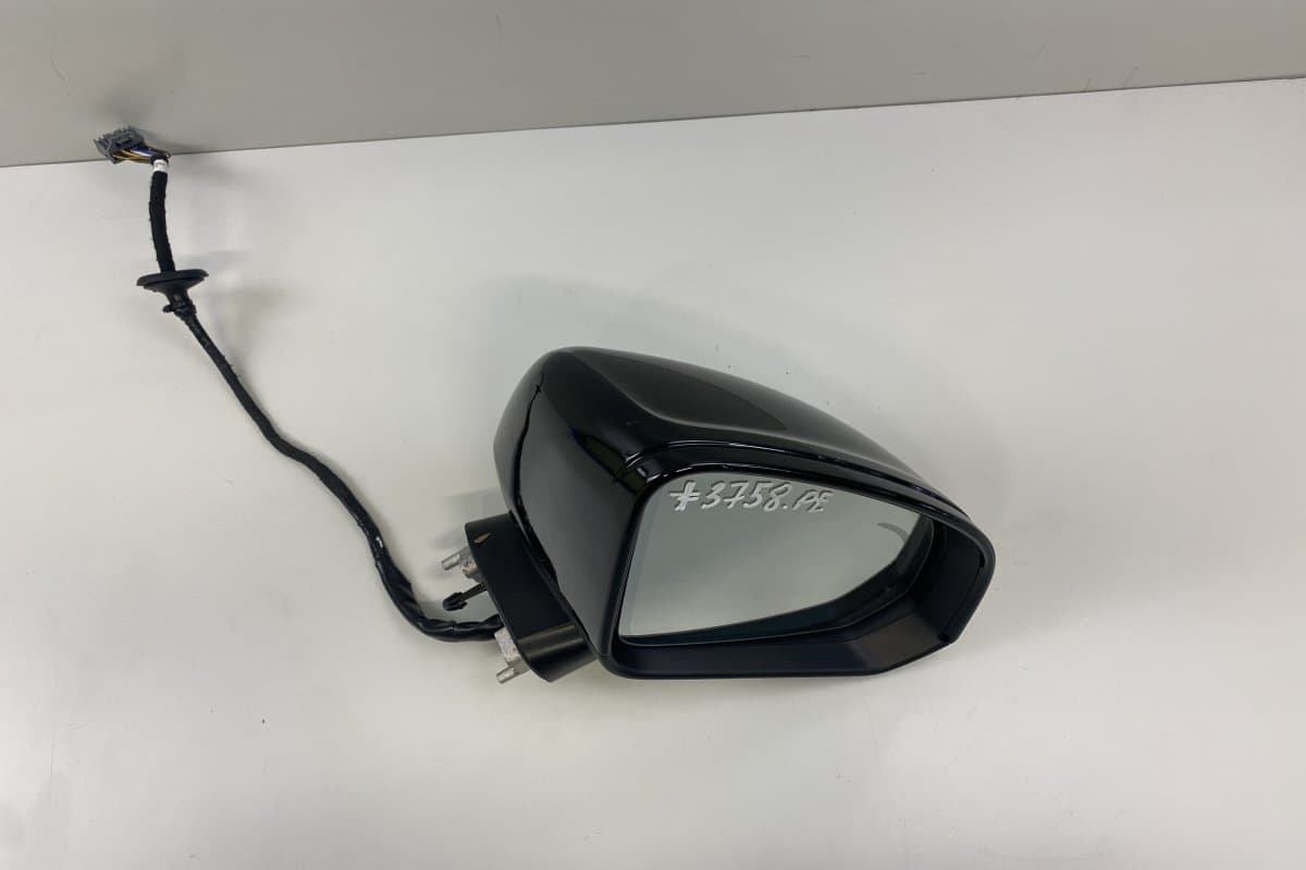 31477681 Mirror right VOLVO XC40 / EX40 / EC40 (536, 539) (2017-)
