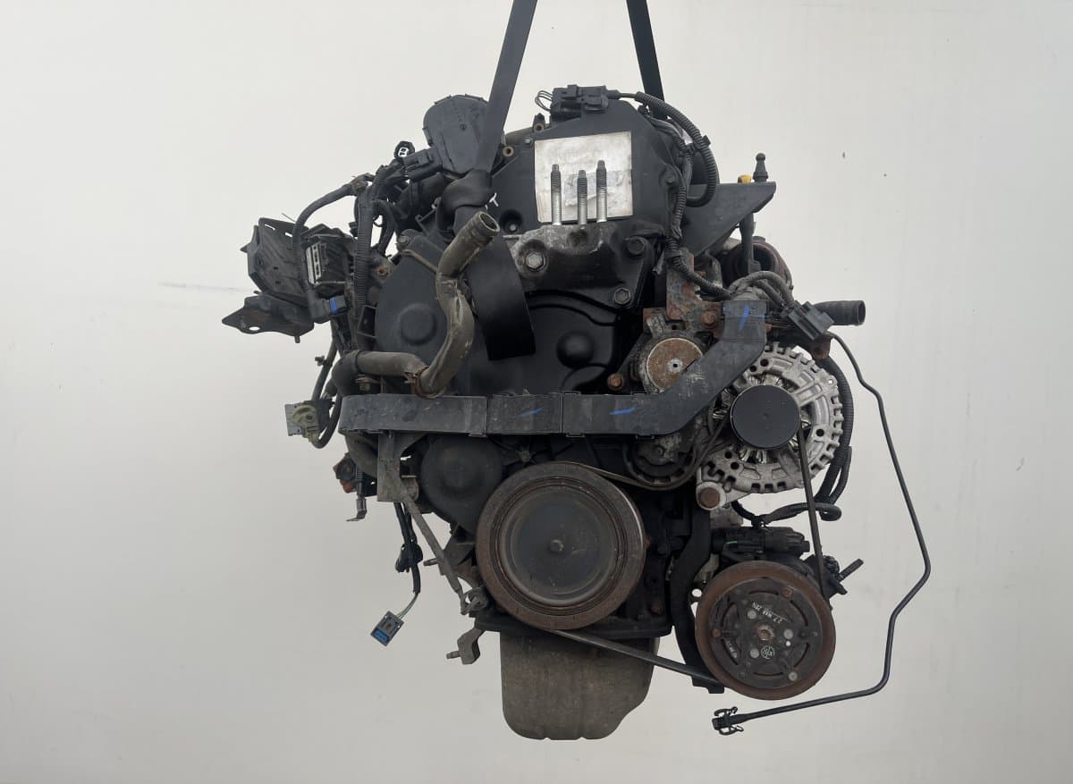 FORD UGCB STX100375 AV20-9B325-AC Engine FORD TRANSIT / TOURNEO COURIER I (2014-)