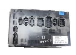MERCEDES-BENZ 28073722 28041416 28064101 Fuse box MERCEDES-BENZ R-CLASS (W251) (2006-2013) — thumbnail 2