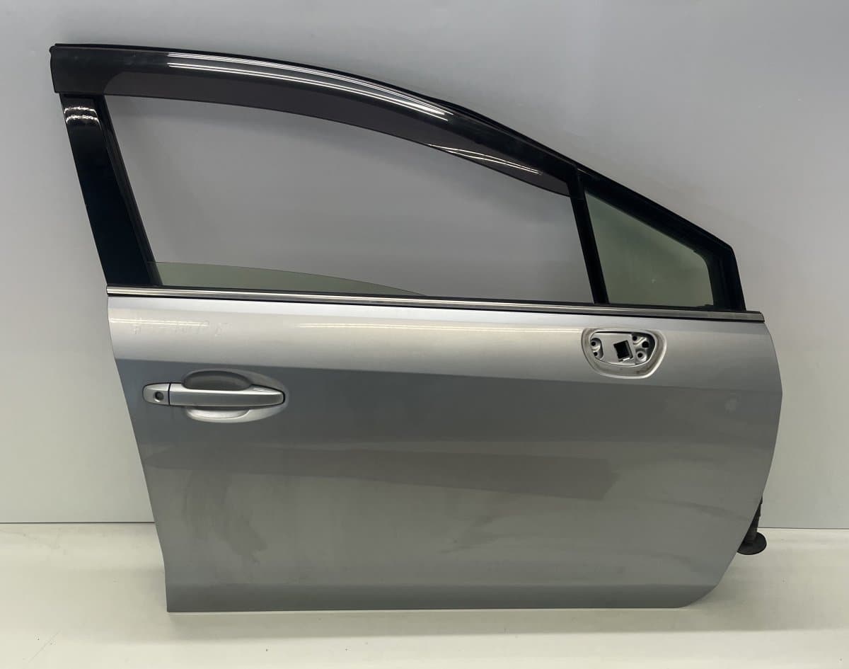 SUBARU 60009VA1009P 60009VA0009P Door Front Right SUBARU LEVORG I (VM) (2015-2020)