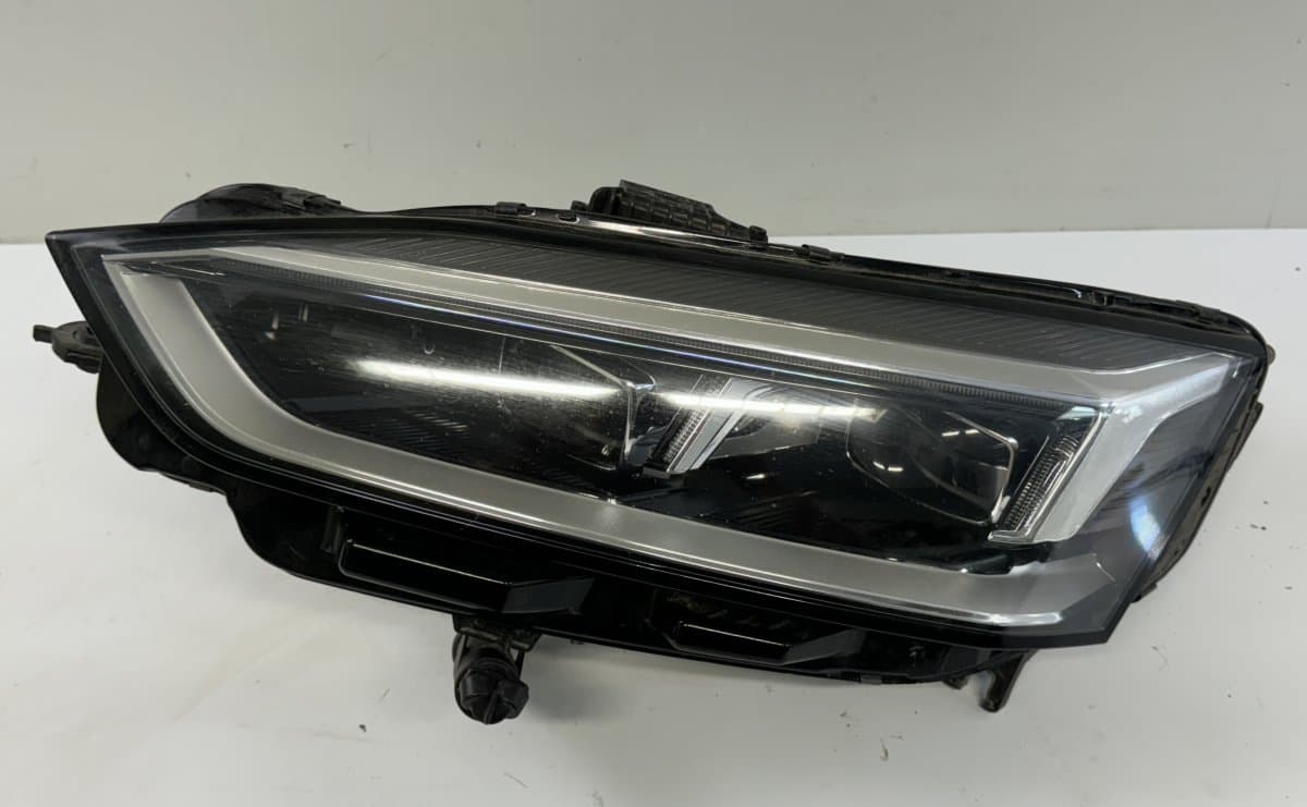 AUDI 8W6941035E Headlight left AUDI A5 (F53, F57, F5A) (2016-)