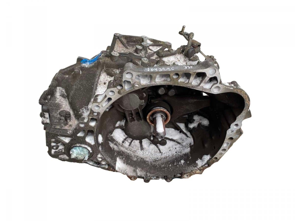 TOYOTA 3030020B10 Gearbox TOYOTA AVENSIS (T270) (2009-2018)
