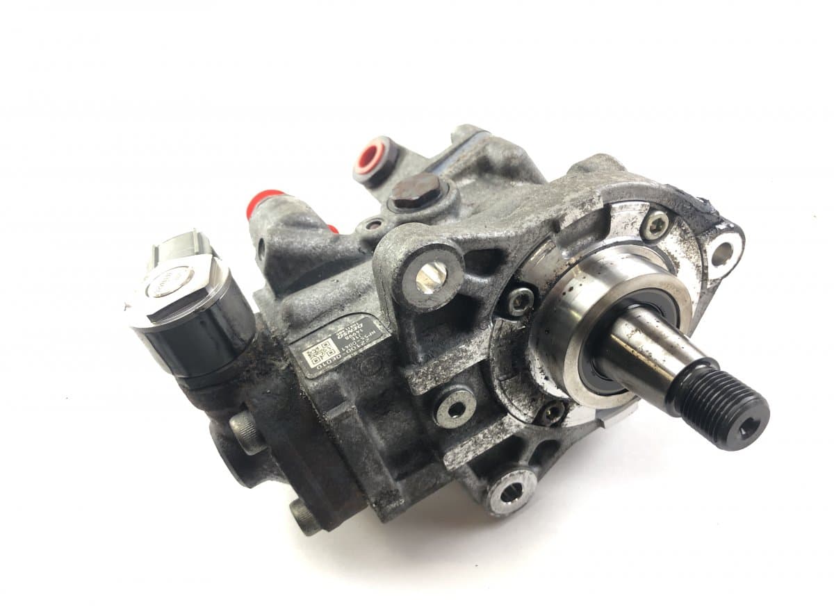 TOYOTA 221000E010 2210011010 Fuel injection pump, diesel TOYOTA HILUX VIII (AN110, AN120, AN130) (2015-)