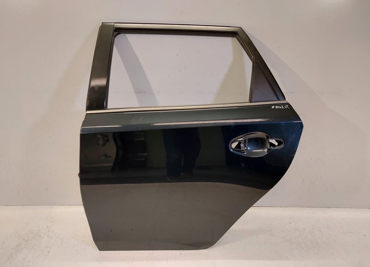 67004-02380 Door Rear Left TOYOTA AURIS (E18) 2012-2018