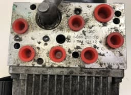 MERCEDES-BENZ 0265250010 0265960012 0130108093 0265960035 0265960028 0265250095 0265960044 0265960057 ABS hydraulic unit / pump MERCEDES-BENZ SL-CLASS (R230) (2001-2012) — thumbnail 3