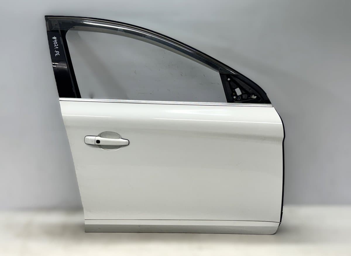 VOLVO 31218673 Door Front Right VOLVO XC60 I (2008-2017)