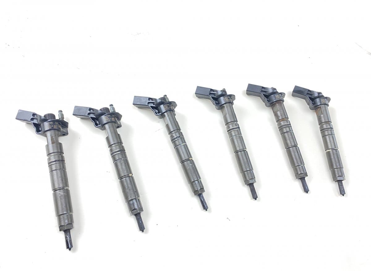 0445116025 0445116026 0986435404 Fuel injector set MERCEDES-BENZ R-CLASS (W251) (2006-2013)