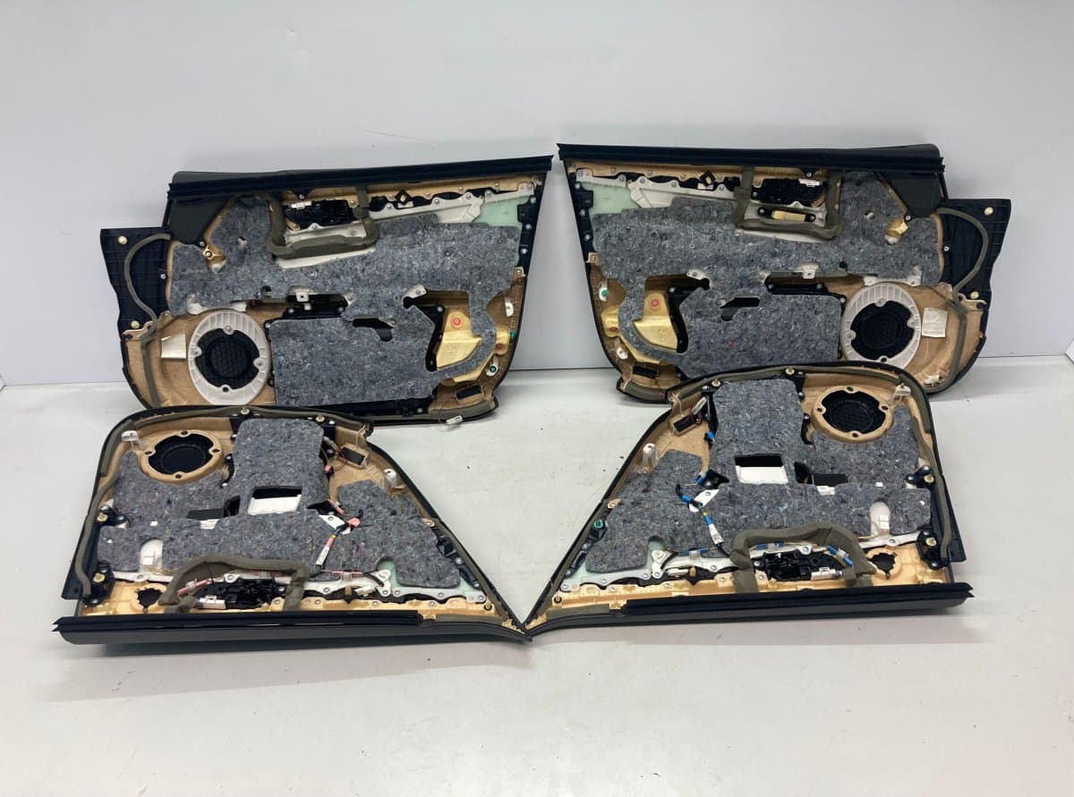 LEXUS 6764030Q2042 6763030Q2042 6761030M1042 6762030M4042 Set Of Seats LEXUS GS IV (2011-2020)