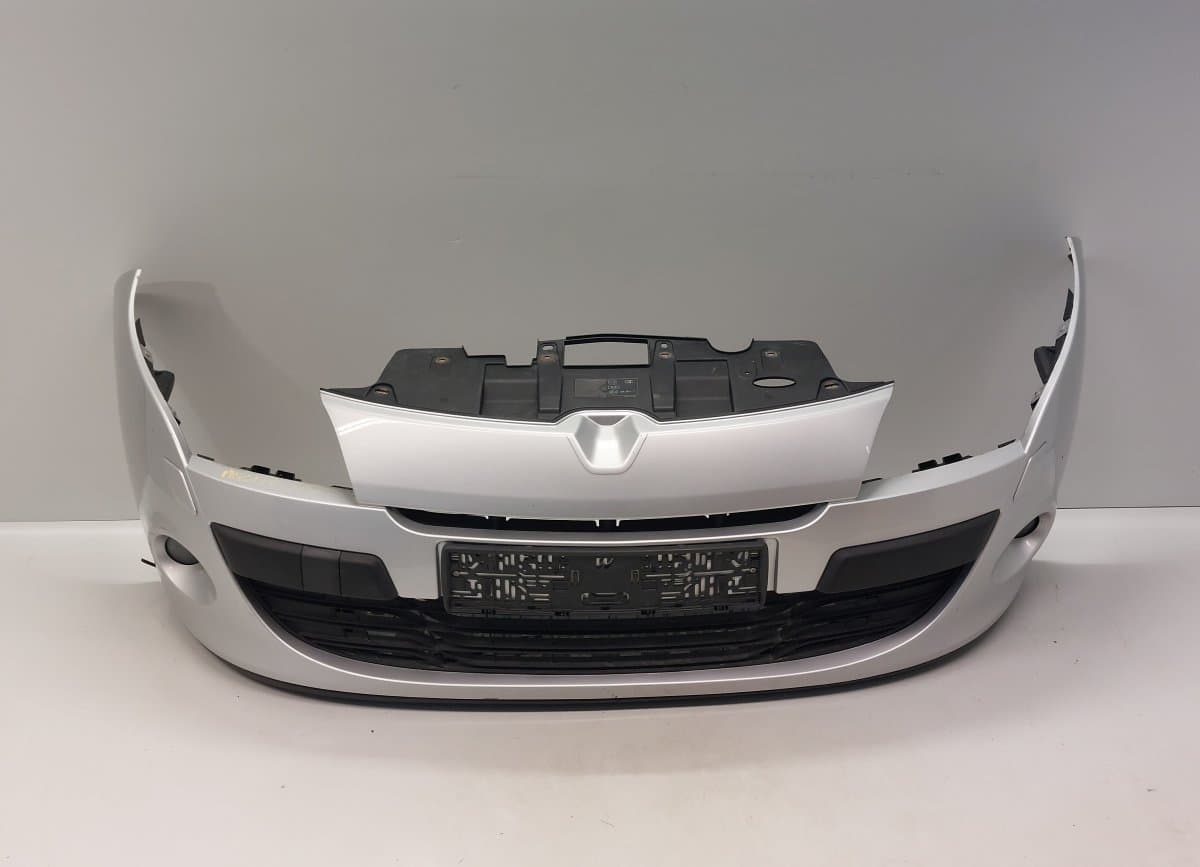 RENAULT 620220035R 622540001R Front Bumper RENAULT MEGANE III (DZ/BZ/KZ) (2008-2016)