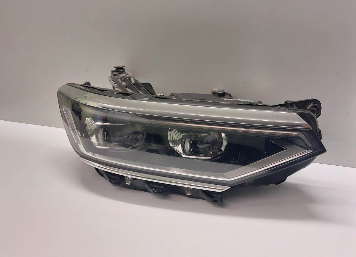 3G1941082P 90175145 Headlight right VW PASSAT B8 (3G) / ALLTRACK (2014-2023)
