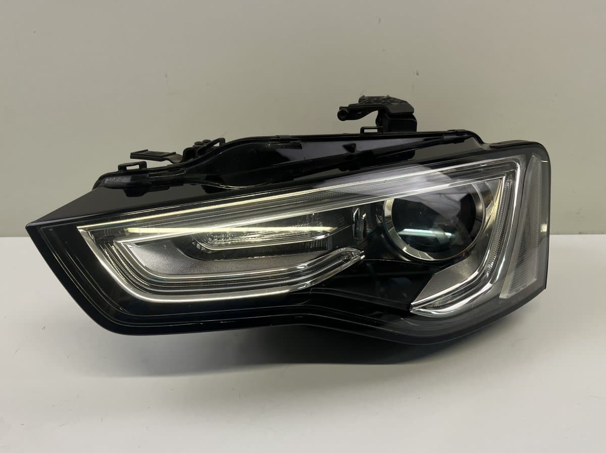 AUDI 8T0941031D 8K5941329 8K0941597E Headlight left AUDI A5 (B8) (2007-2016)