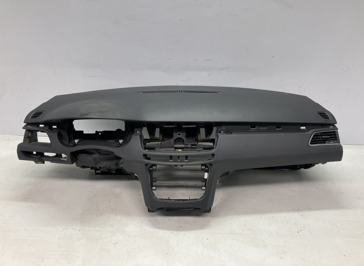 9688550677 9688971380 9686445780 1004352X FA0641ZE 96758322ZE 1004278X Dashboard PEUGEOT 508 I (W23) (2010-2018)