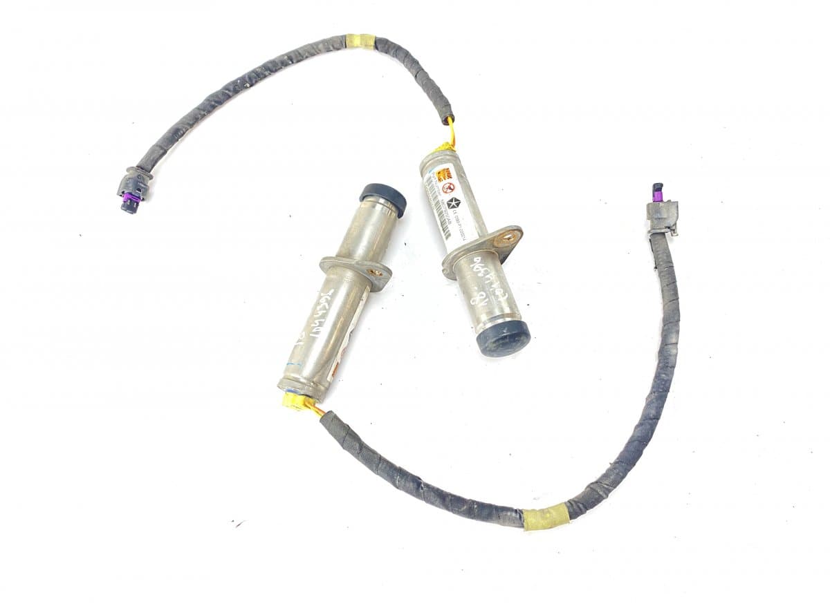68160875AA Set of bonnet (hood) actuators LANCIA VOYAGER (404) (2011-2016)