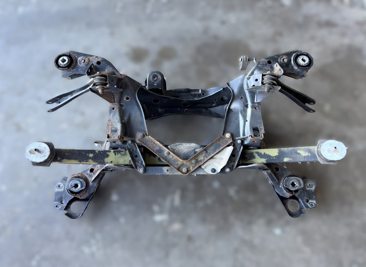 VOLVO 31681543 Rear axle Beam VOLVO XC90 II (2014-)