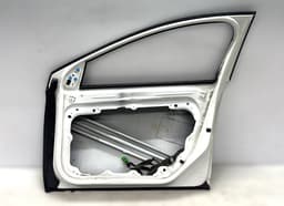 VOLVO 32321019 Door Front Right VOLVO V40 (2012-2019) — thumbnail 2