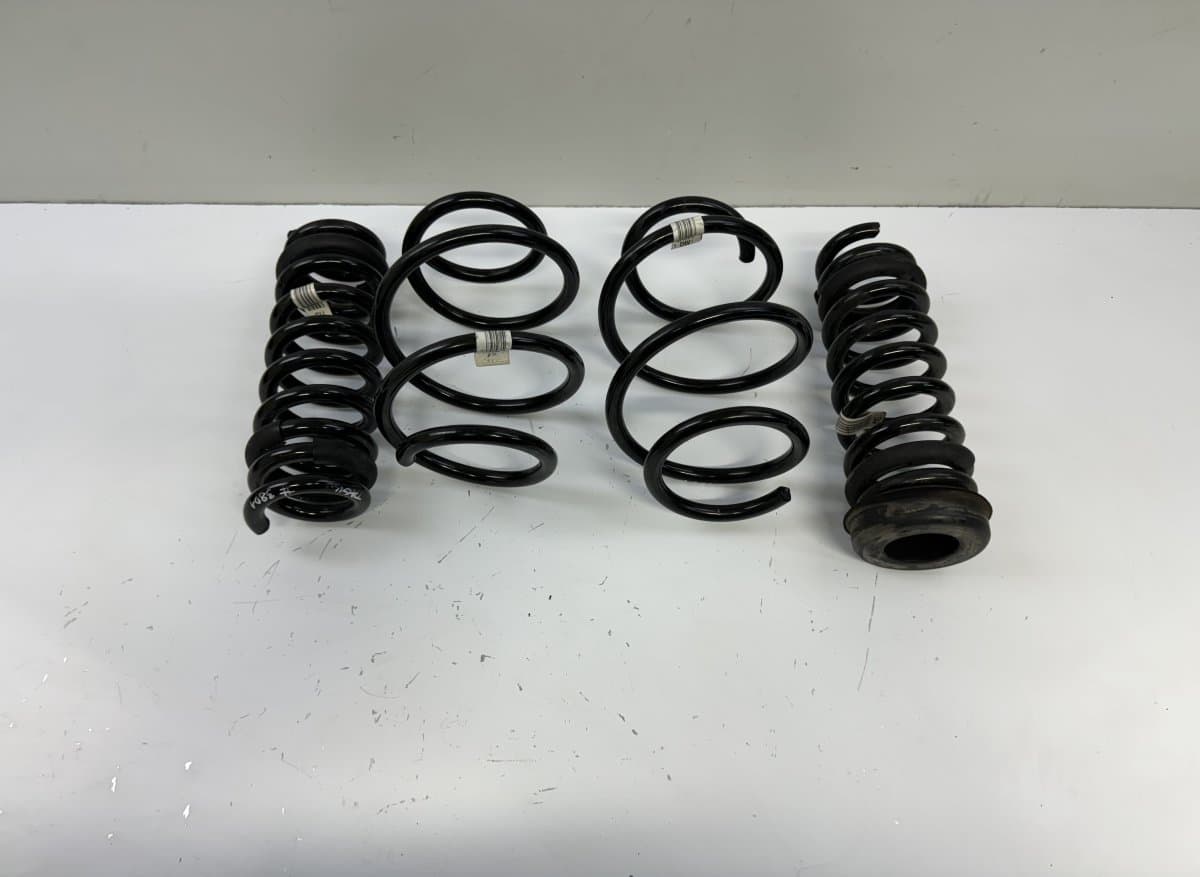 BMW 31302463685 33502463688 Coil / leaf springs set BMW 3 (F30, F31, F34, F80) (2011-2019)