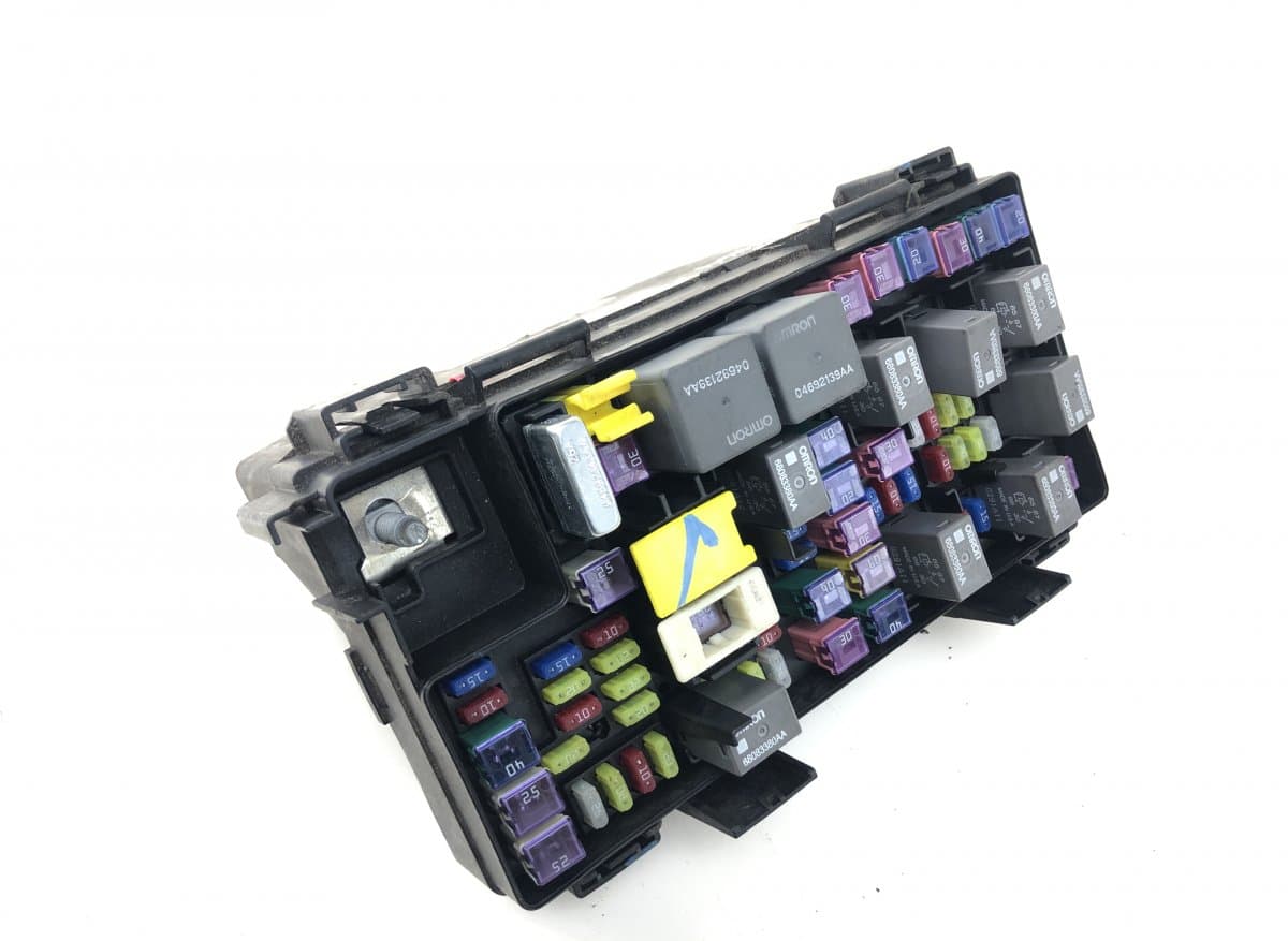 JEEP 68089320AD Fuse box JEEP GRAND CHEROKEE IV (WK, WK2) (2010-2021)