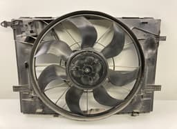 MERCEDES-BENZ 3137232032 1137328645 3136613444 Radiator Fan Electric MERCEDES-BENZ C-CLASS (W205) (2013-2021) — thumbnail 4