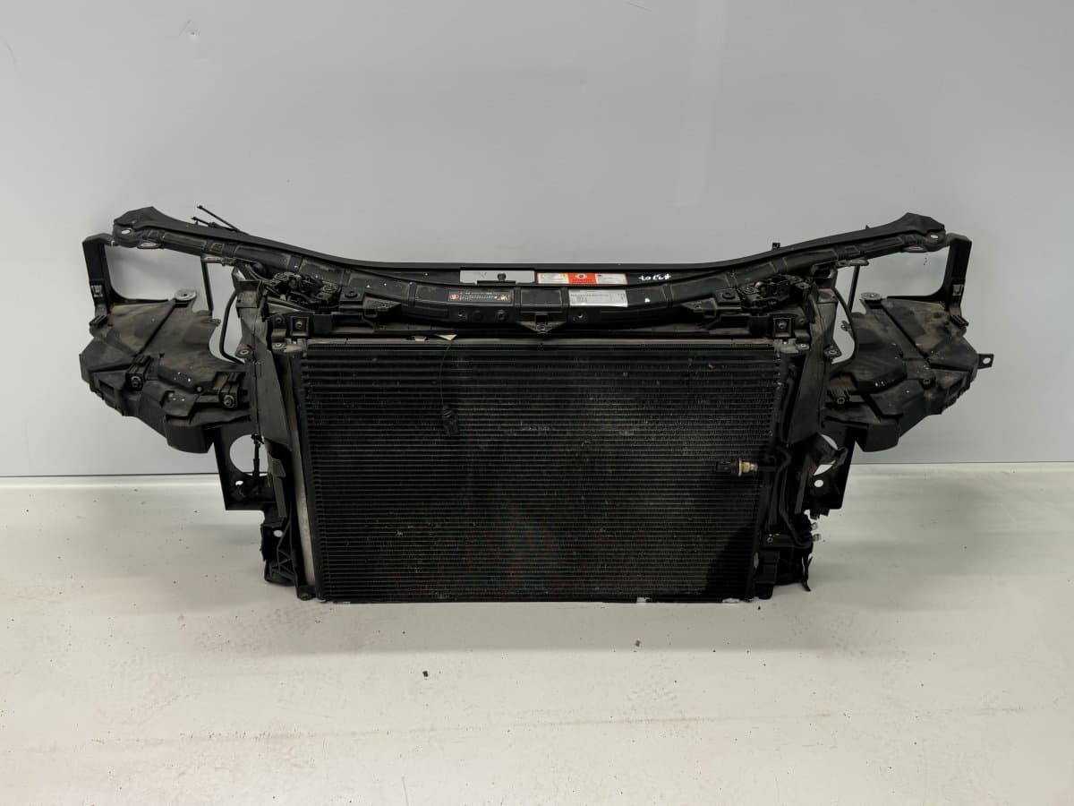 AUDI 4E0805594C 4E0959455G 4E0959455H 4E0121207M 4E0121251F 4E0260403R Front panel AUDI A8 (4E) (2002-2010)